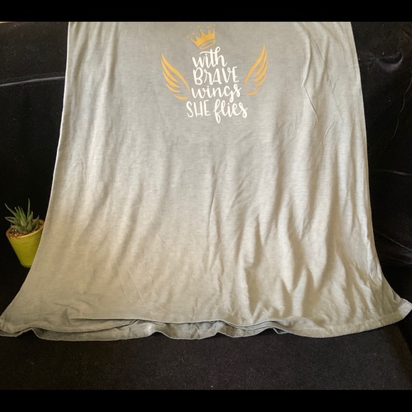 “She brave” dress 👸🏻👑 - Picture 3 of 5